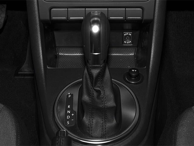 2014 Volkswagen Beetle 2dr DSG 2.0L TDI w/Sun/Sound/Nav