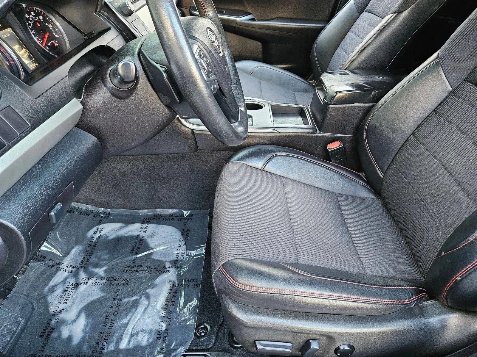 2016 Toyota Camry 4dr Sdn I4 Auto SE (SE)