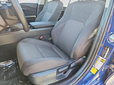 2025 Toyota Camry LE (SE)