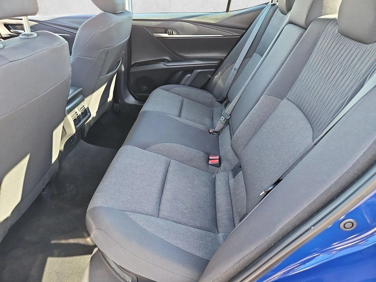 2025 Toyota Camry LE (SE)