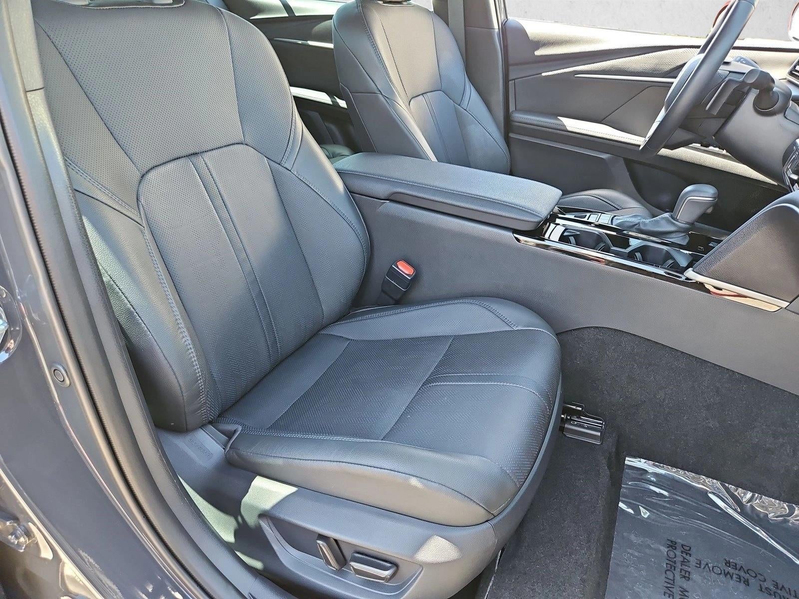 2025 Toyota Camry XSE (Natl)