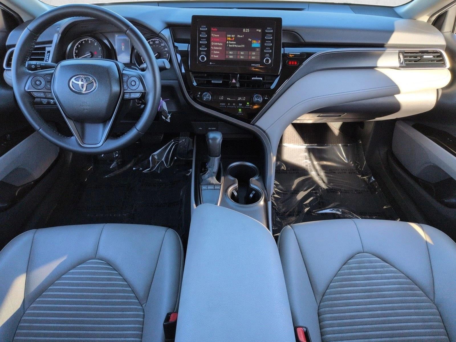 2022 Toyota Camry SE Auto (Natl)