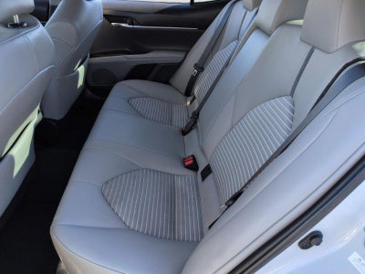 2022 Toyota Camry SE Auto (Natl)