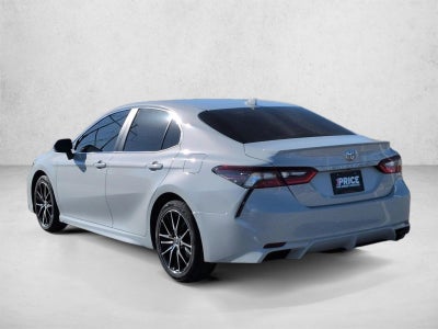 2022 Toyota Camry SE Auto (Natl)