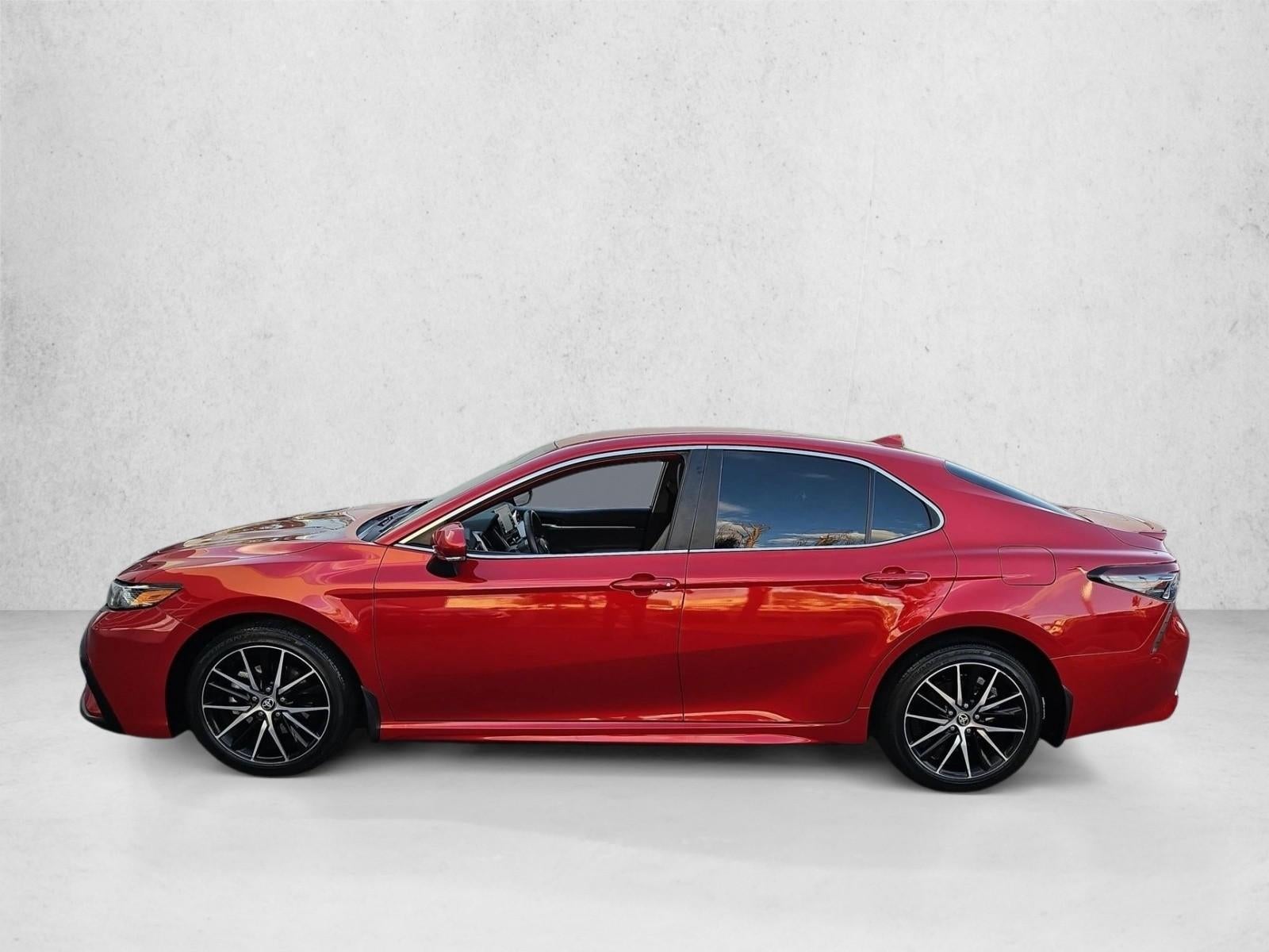 2024 Toyota Camry SE Auto (SE)