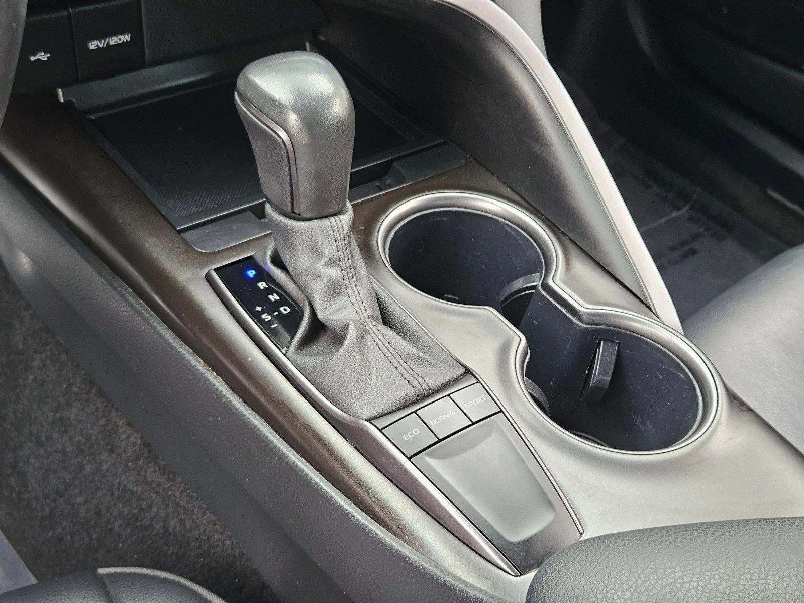 2024 Toyota Camry SE Nightshade Auto (Natl)