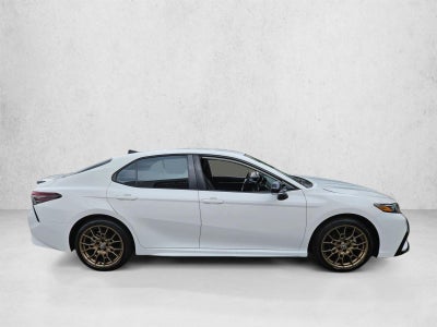 2024 Toyota Camry SE Nightshade Auto (Natl)