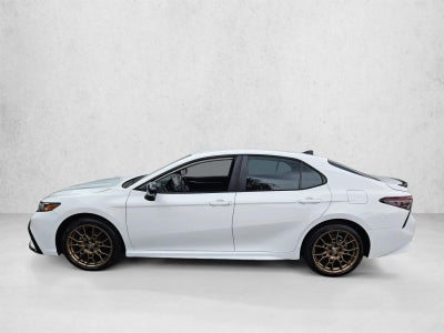 2024 Toyota Camry SE Nightshade Auto (Natl)