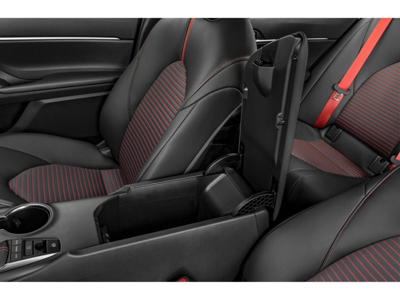 2024 Toyota Camry SE Nightshade Auto (Natl)