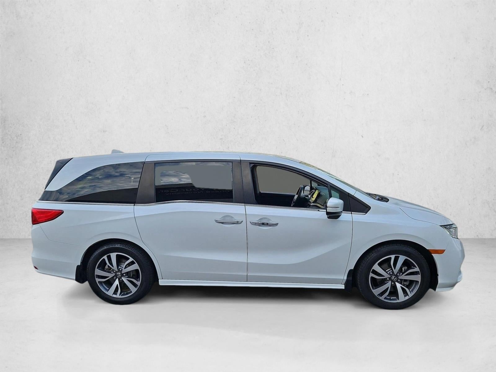 2022 Honda Odyssey Touring Auto