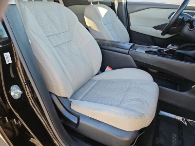 2025 Nissan Rogue FWD SV