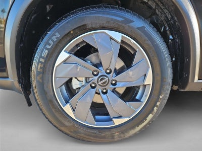 2025 Nissan Rogue FWD SV