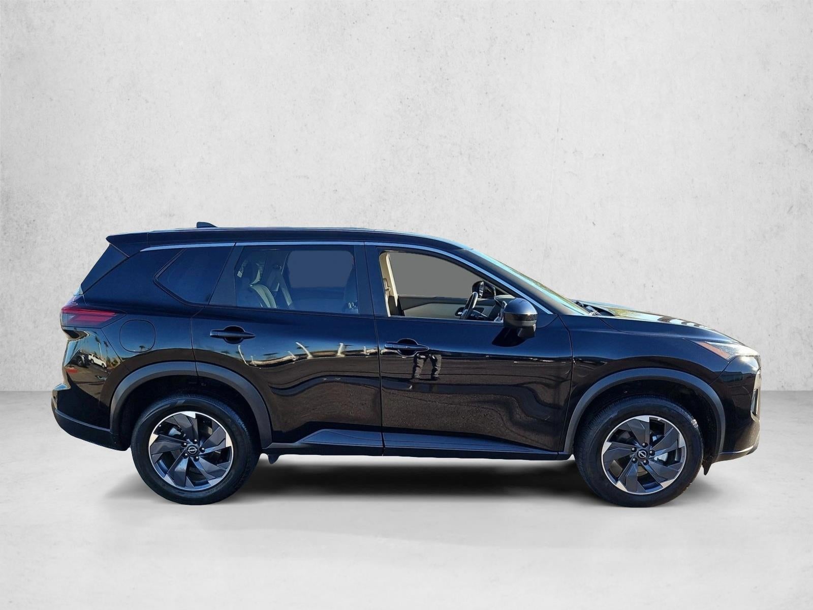 2025 Nissan Rogue FWD SV