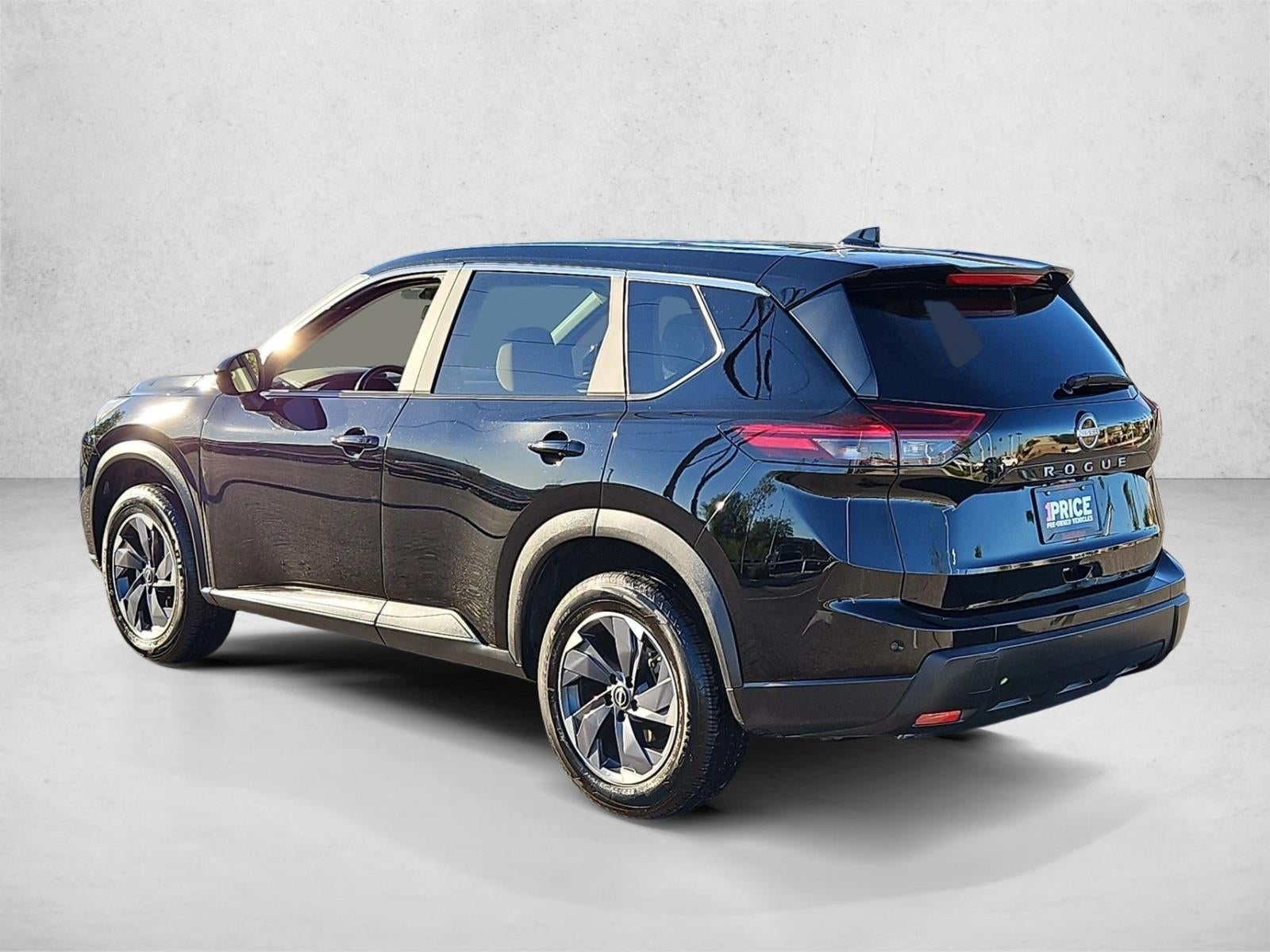 2025 Nissan Rogue FWD SV