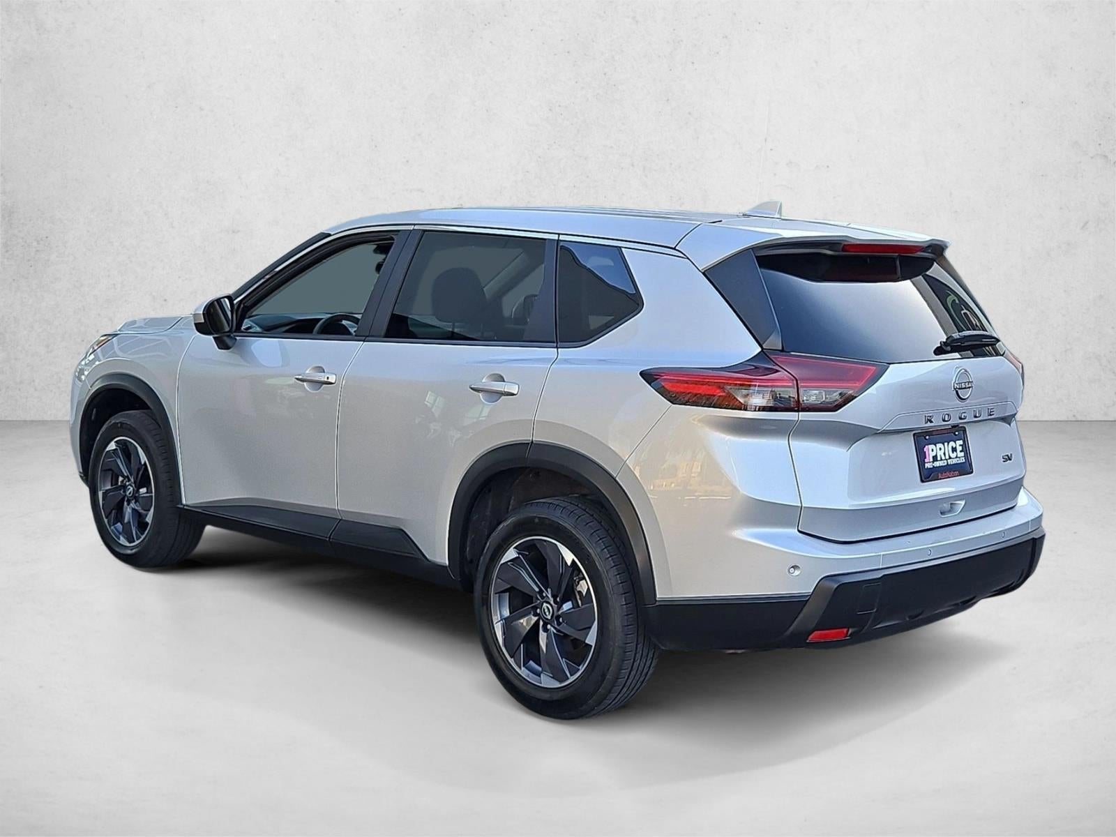 2024 Nissan Rogue FWD SV