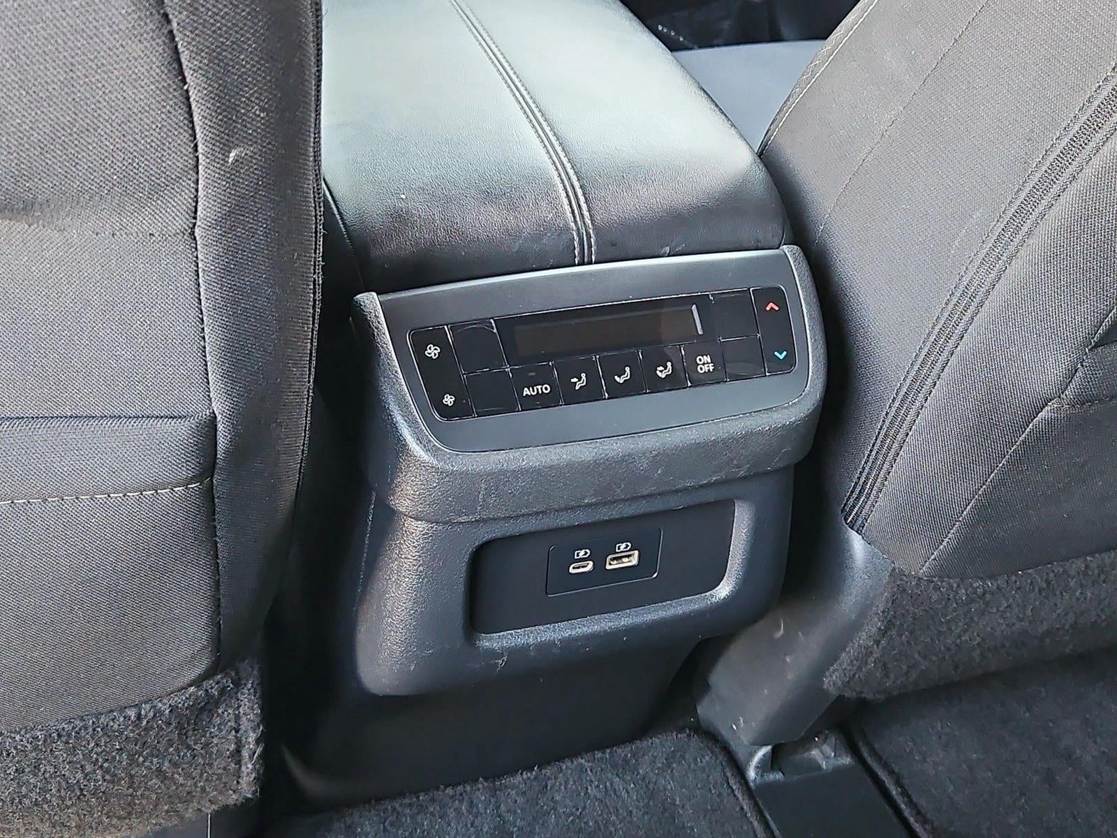 2024 Nissan Pathfinder SV 2WD