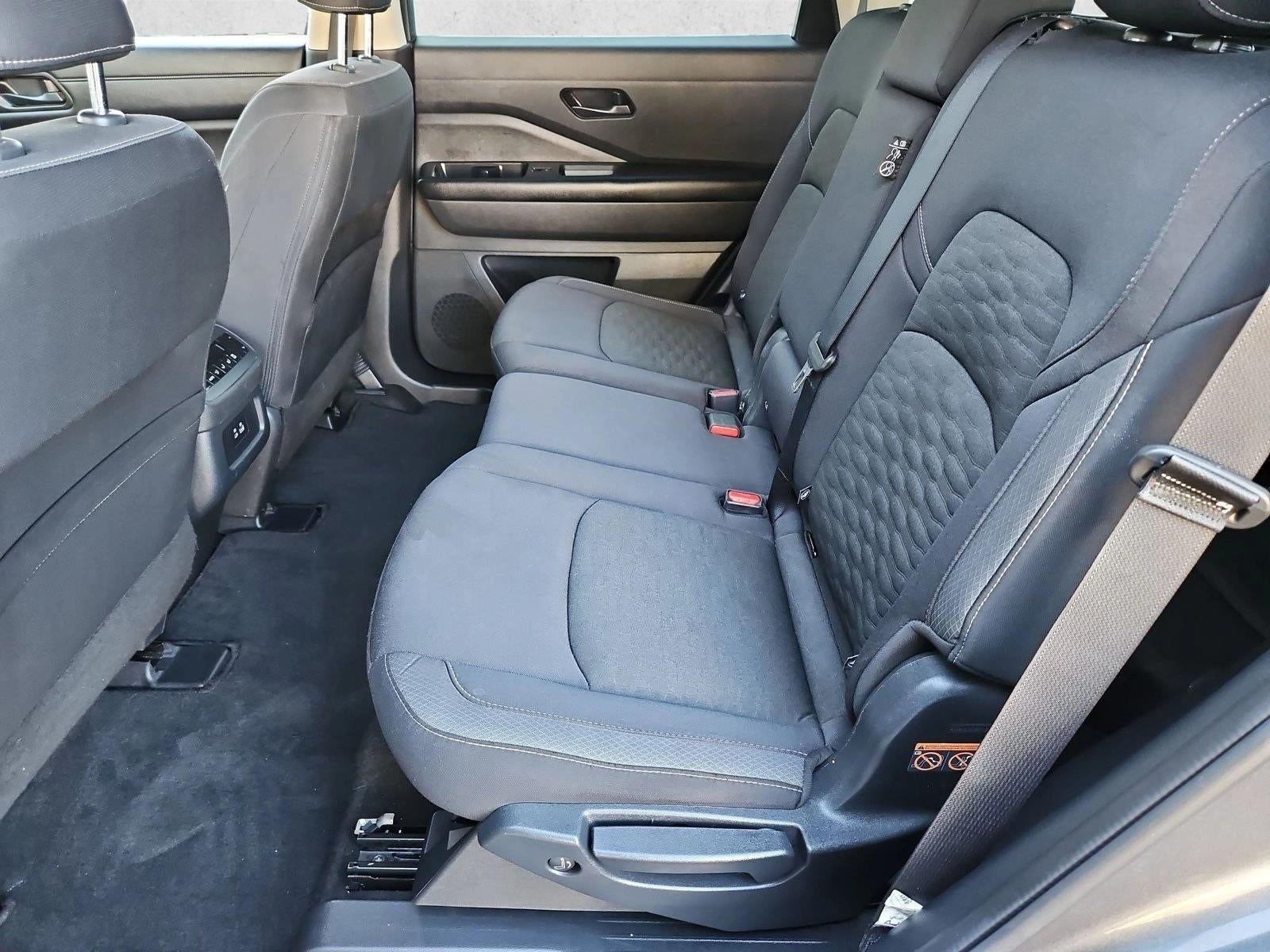 2024 Nissan Pathfinder SV 2WD