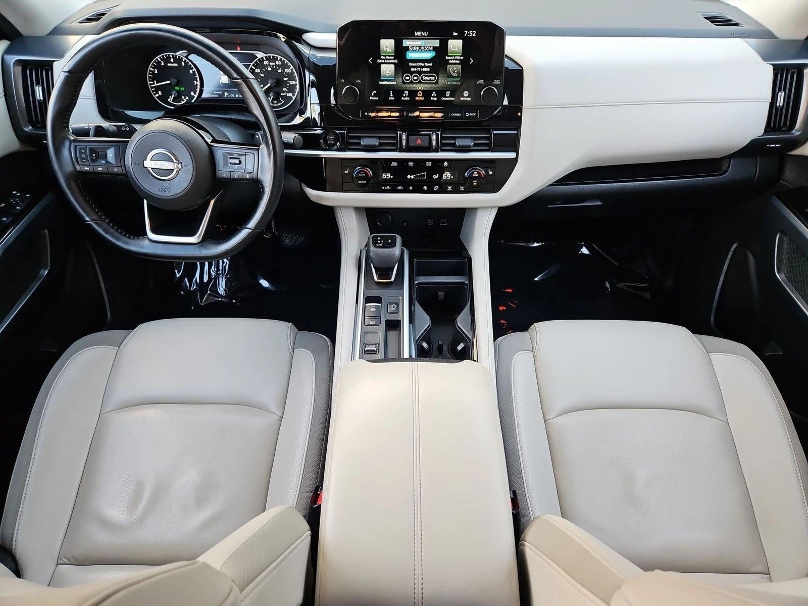 2025 Nissan Pathfinder SL 2WD