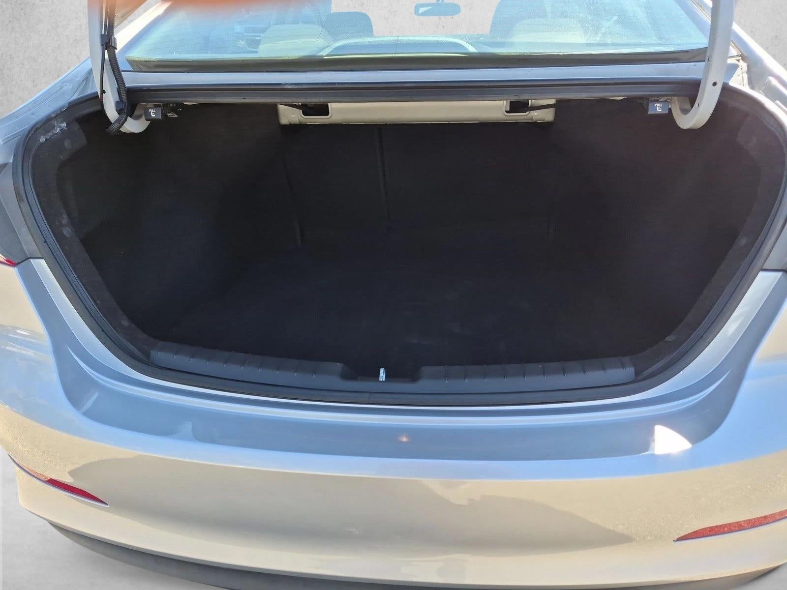 2018 Hyundai ELANTRA SEL 2.0L Auto