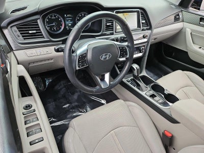 2019 Hyundai SONATA Limited 2.4L