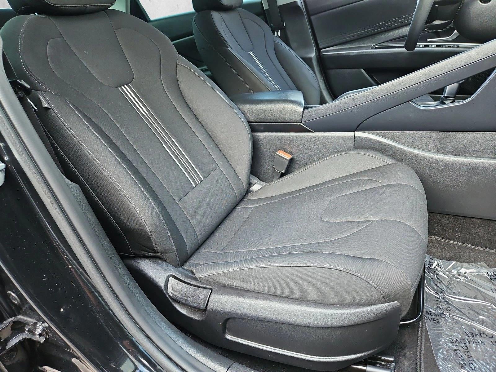 2022 Hyundai ELANTRA SEL IVT
