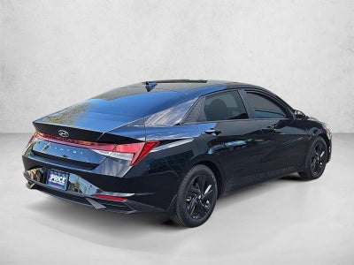 2022 Hyundai ELANTRA SEL IVT