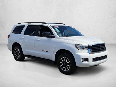 2020 Toyota Sequoia TRD Sport 4WD (Natl)