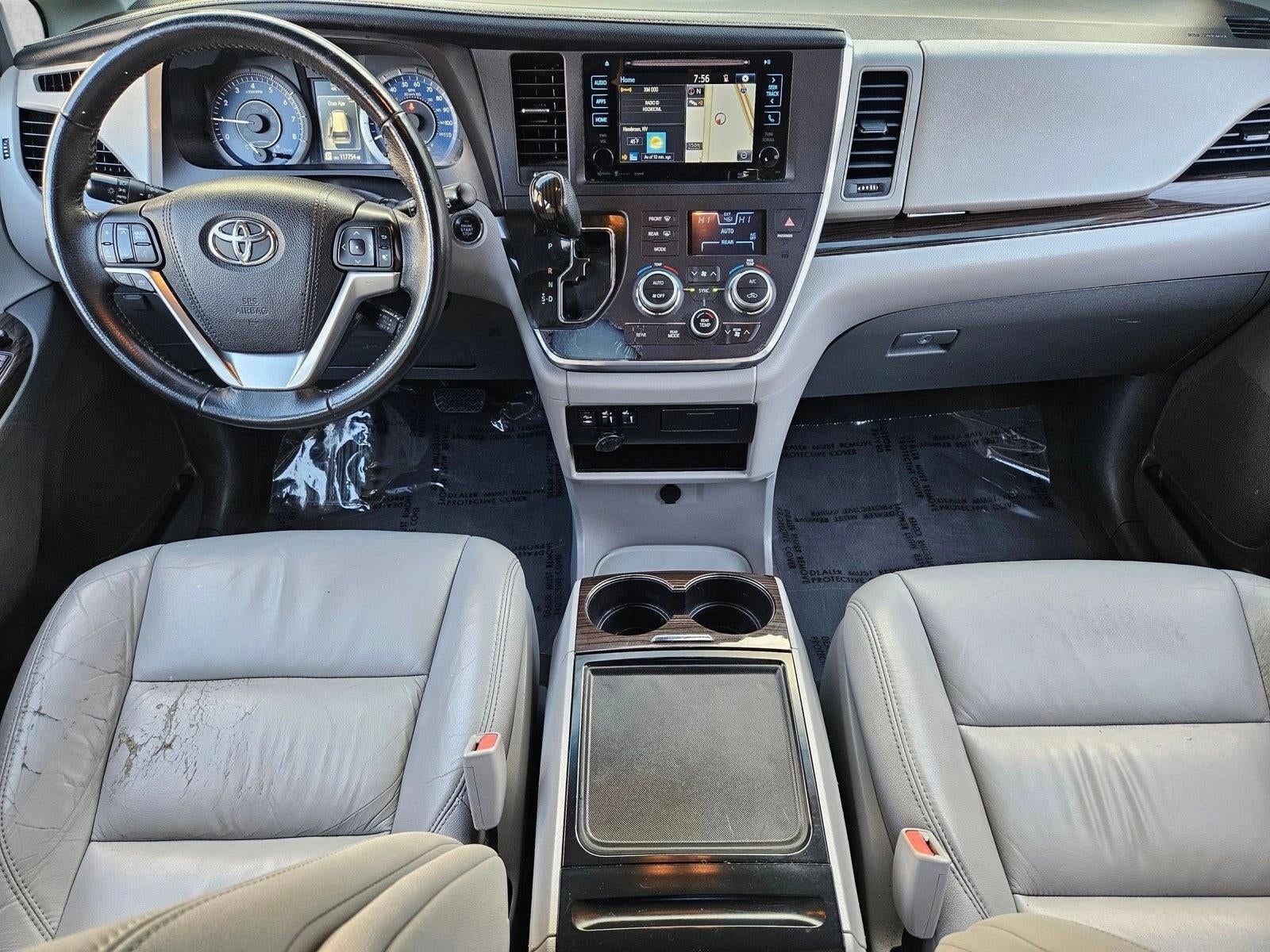 2016 Toyota Sienna 5dr 7-Pass Van XLE AWD (Natl)