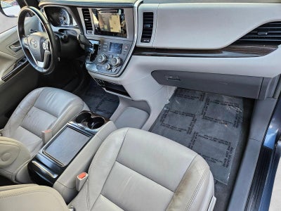 2016 Toyota Sienna 5dr 7-Pass Van XLE AWD (Natl)