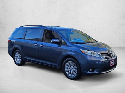 2016 Toyota Sienna 5dr 7-Pass Van XLE AWD (Natl)