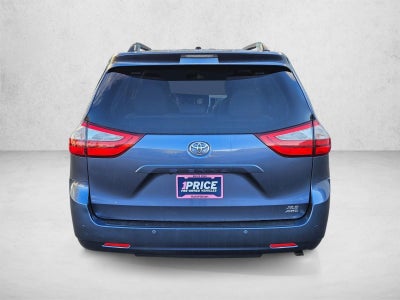 2016 Toyota Sienna 5dr 7-Pass Van XLE AWD (Natl)