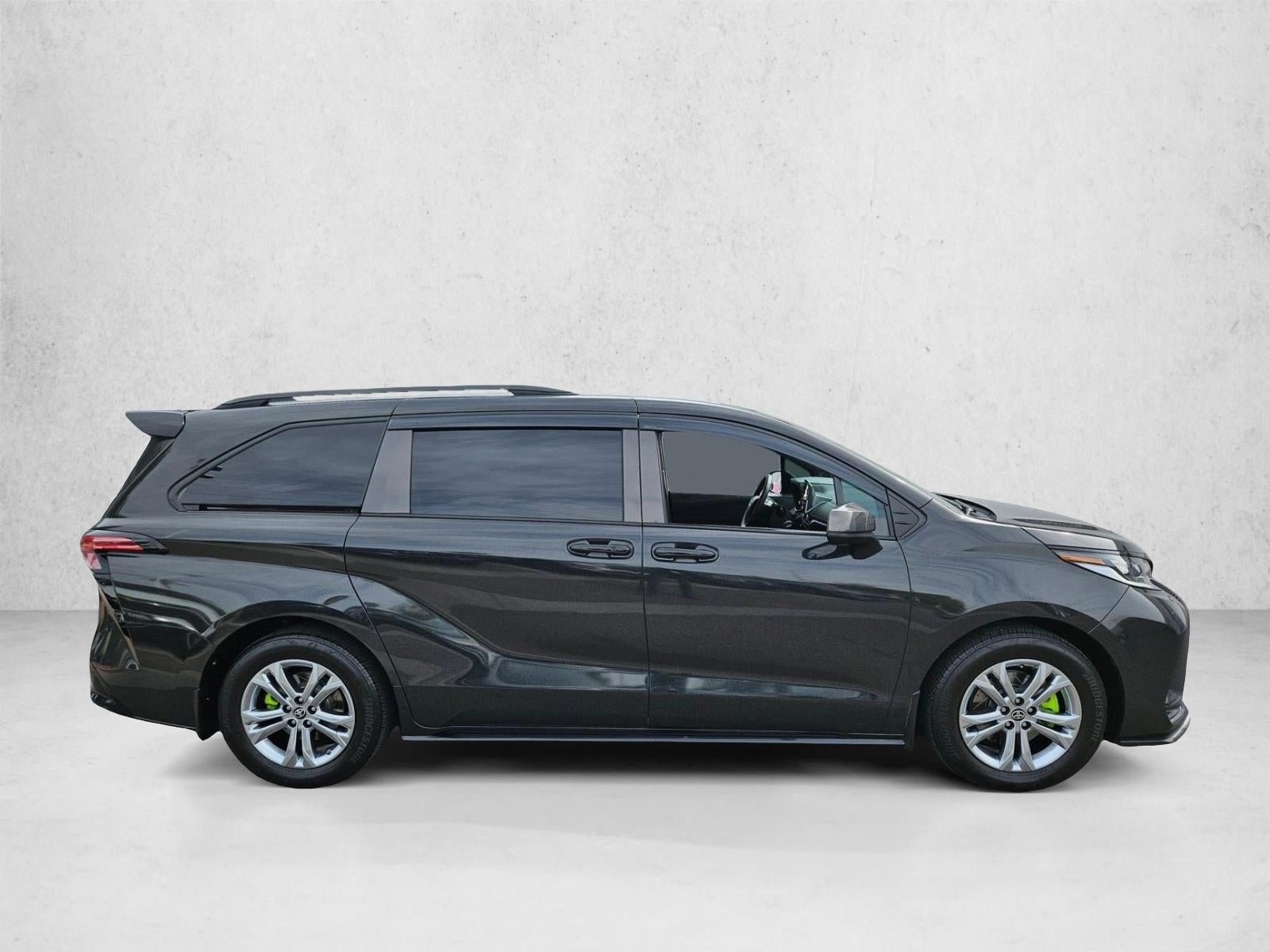 2021 Toyota Sienna XSE AWD 7-Passenger (Natl)