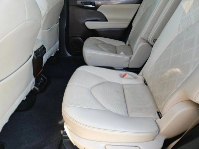 2020 Toyota Highlander Hybrid Platinum AWD (Natl)