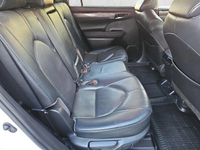 2020 Toyota Highlander XLE FWD (Natl)