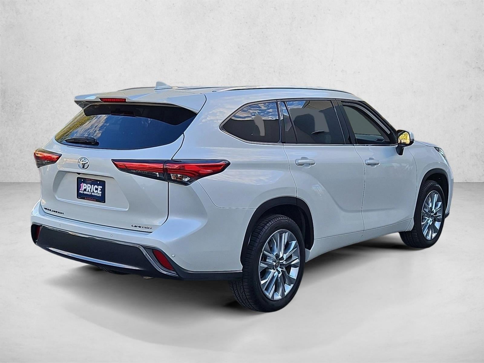 2020 Toyota Highlander XLE FWD (Natl)
