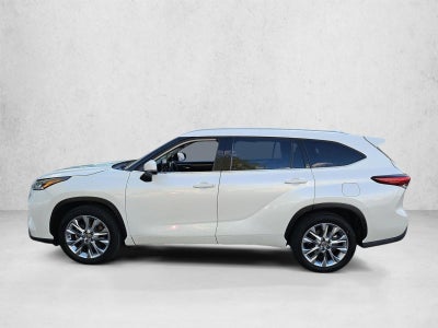 2020 Toyota Highlander XLE FWD (Natl)