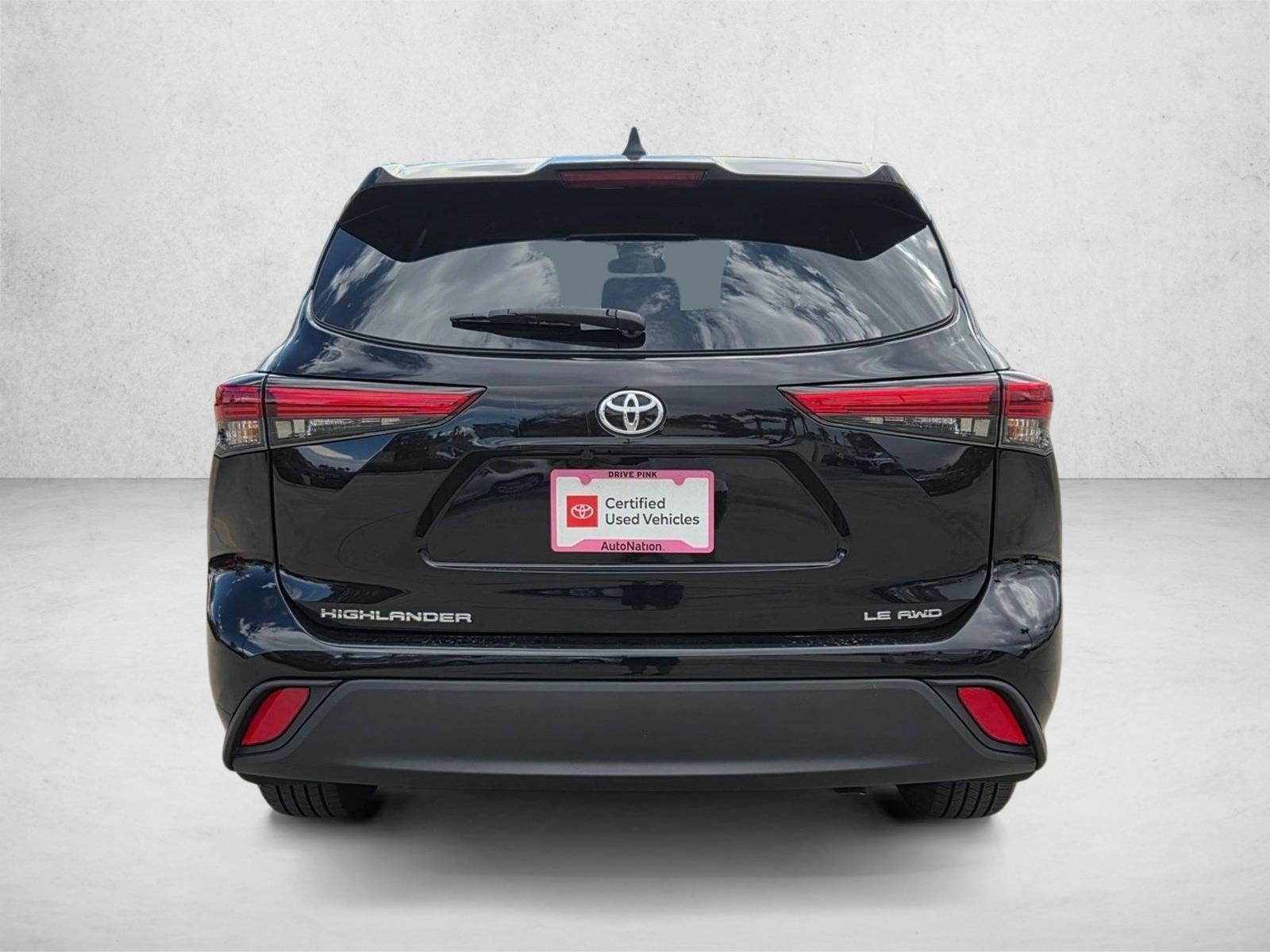 2023 Toyota Highlander LE AWD (Natl)