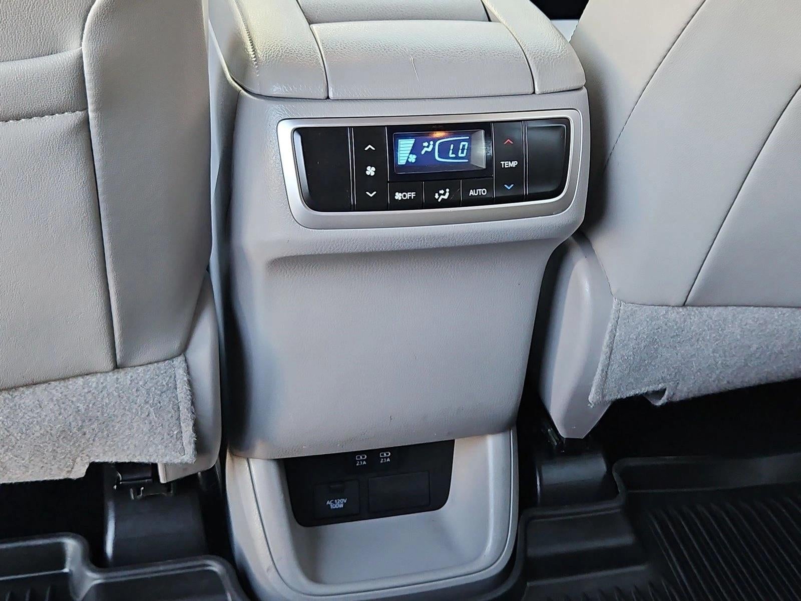 2019 Toyota Highlander XLE V6 FWD (Natl)