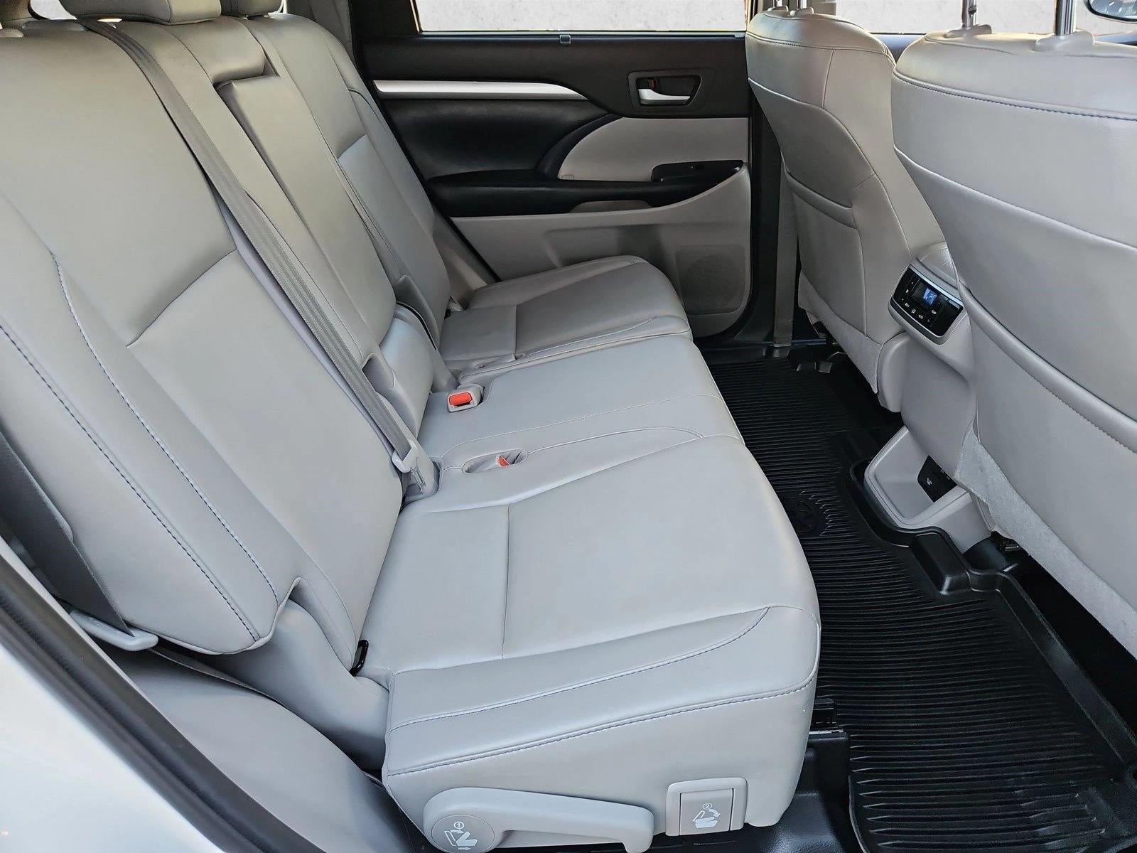 2019 Toyota Highlander XLE V6 FWD (Natl)