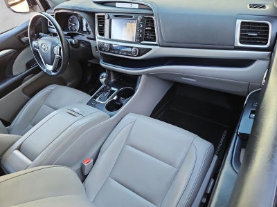 2019 Toyota Highlander XLE V6 FWD (Natl)