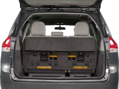 2011 Toyota Sienna 5dr 8-Pass Van V6 XLE FWD (Natl)