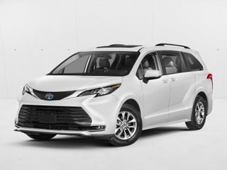 2022 Toyota Sienna XLE FWD 8-Passenger (Natl)