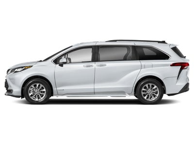 2022 Toyota Sienna XLE FWD 8-Passenger (Natl)