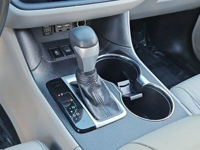 2019 Toyota Highlander LE Plus V6 FWD (Natl)