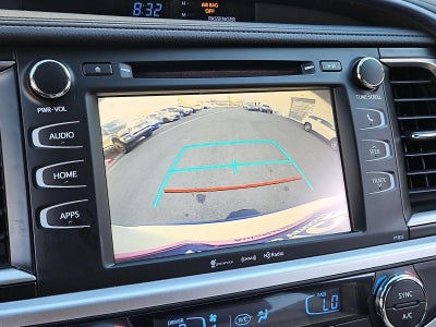 2019 Toyota Highlander LE Plus V6 FWD (Natl)