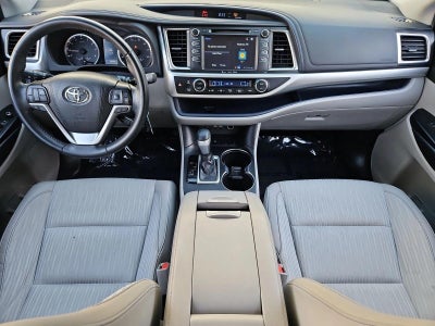 2019 Toyota Highlander LE Plus V6 FWD (Natl)