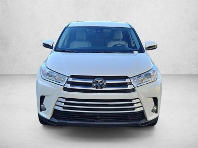2019 Toyota Highlander LE Plus V6 FWD (Natl)