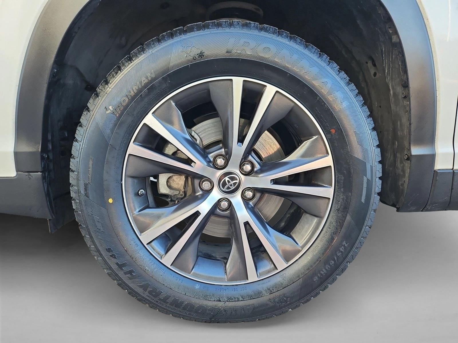 2019 Toyota Highlander LE Plus V6 FWD (Natl)