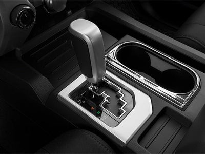 2014 Toyota Tundra 2WD Truck 2WD CrewMax Short Bed 5.7L SR5 (Natl)