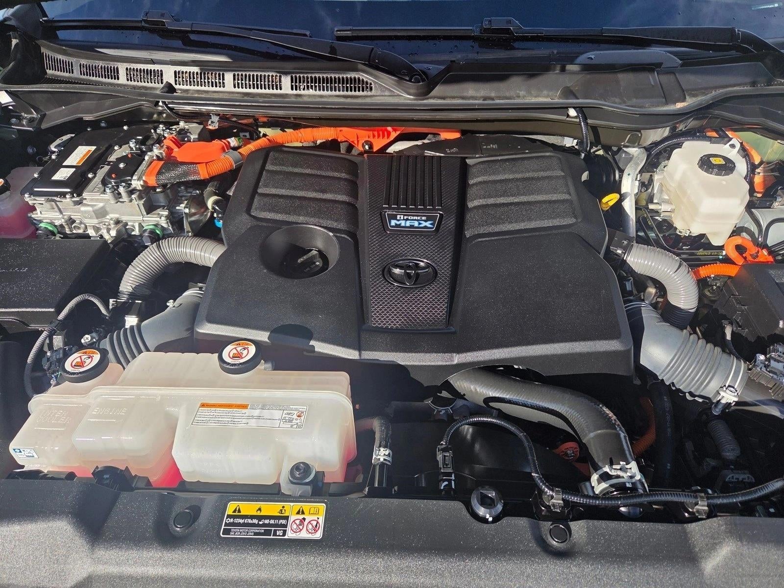 2023 Toyota Tundra 4WD 4WD Limited Hybrid CrewMax 5.5' Bed (Natl)